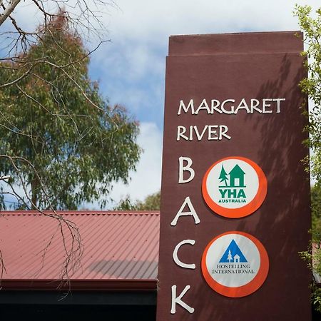 Margaret River Backpackers Yha Hostel Exterior photo