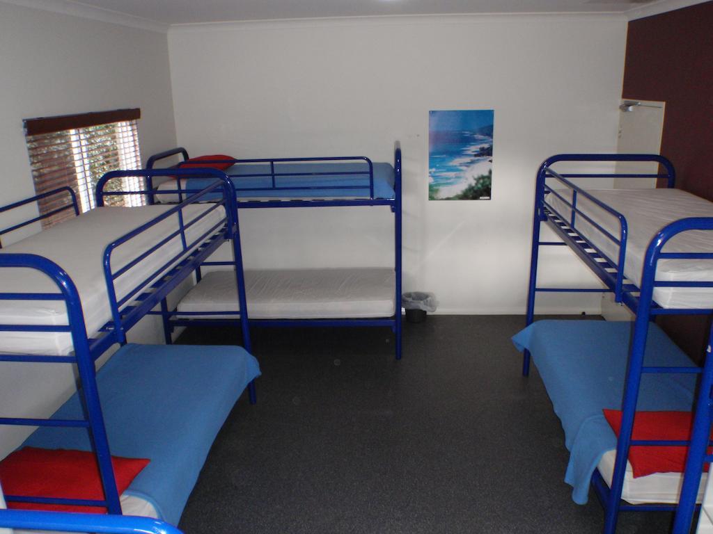 Margaret River Backpackers Yha Hostel Room photo